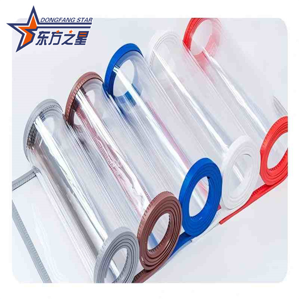 200 mm széles, teljesen automatikus PVC szalagextruder hideg tároláshoz