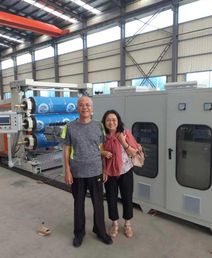 Az East Star Plastic Machinery új PPPE lapos berendezéseket biztosít a Fülöp-szigeteki ügyféltől