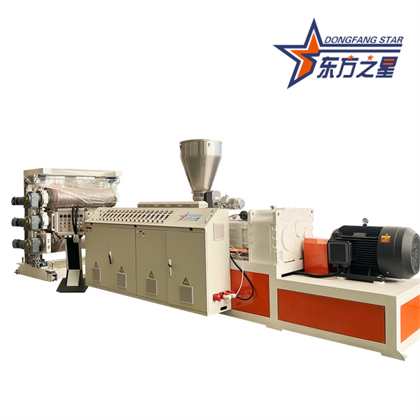 PVC műanyag lap extrudáló gép